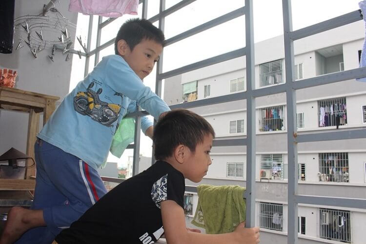 song-o-chung-cu-gia-dinh-co-con-nho-nen-luu-y-ky-nhung-dieu-nay